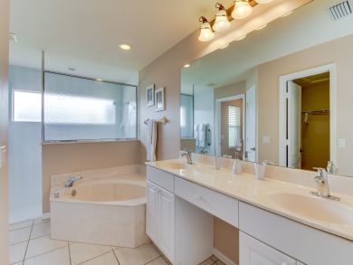 Naples Home 905071