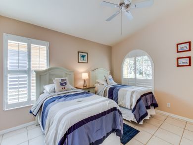 Naples Home 905071