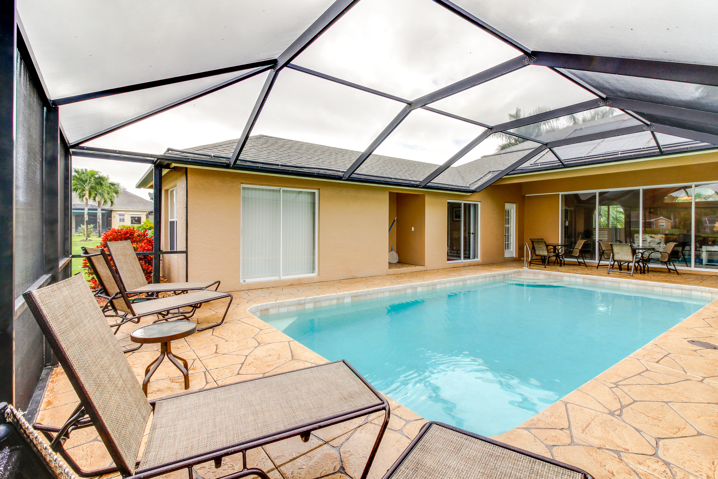 Naples Home 905071
