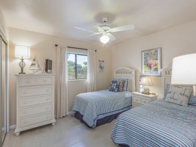 Naples Home 905073