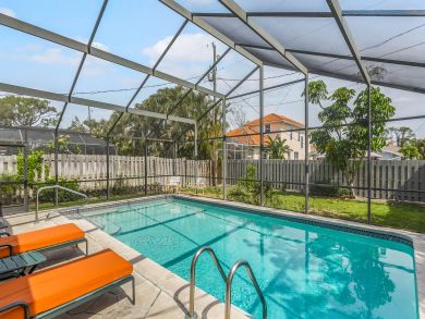 Naples Home 905073