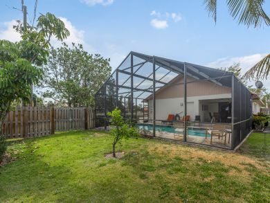 Naples Home 905073