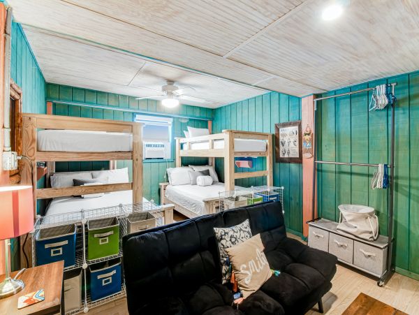 Four Bedroom Home Sleeps 12Guests