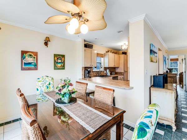 Four Bedroom Home Sleeps 12Guests