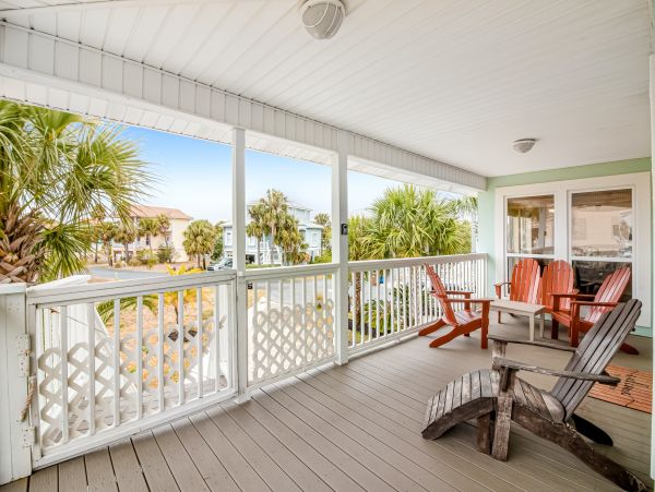 Four Bedroom Home Sleeps 12Guests