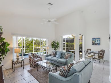Naples Home 905087 Naples Home 905087