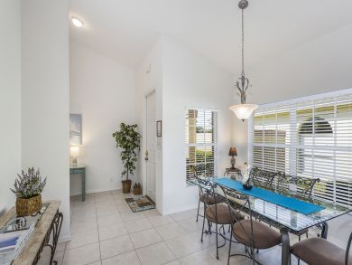 Naples Home 905087 Naples Home 905087