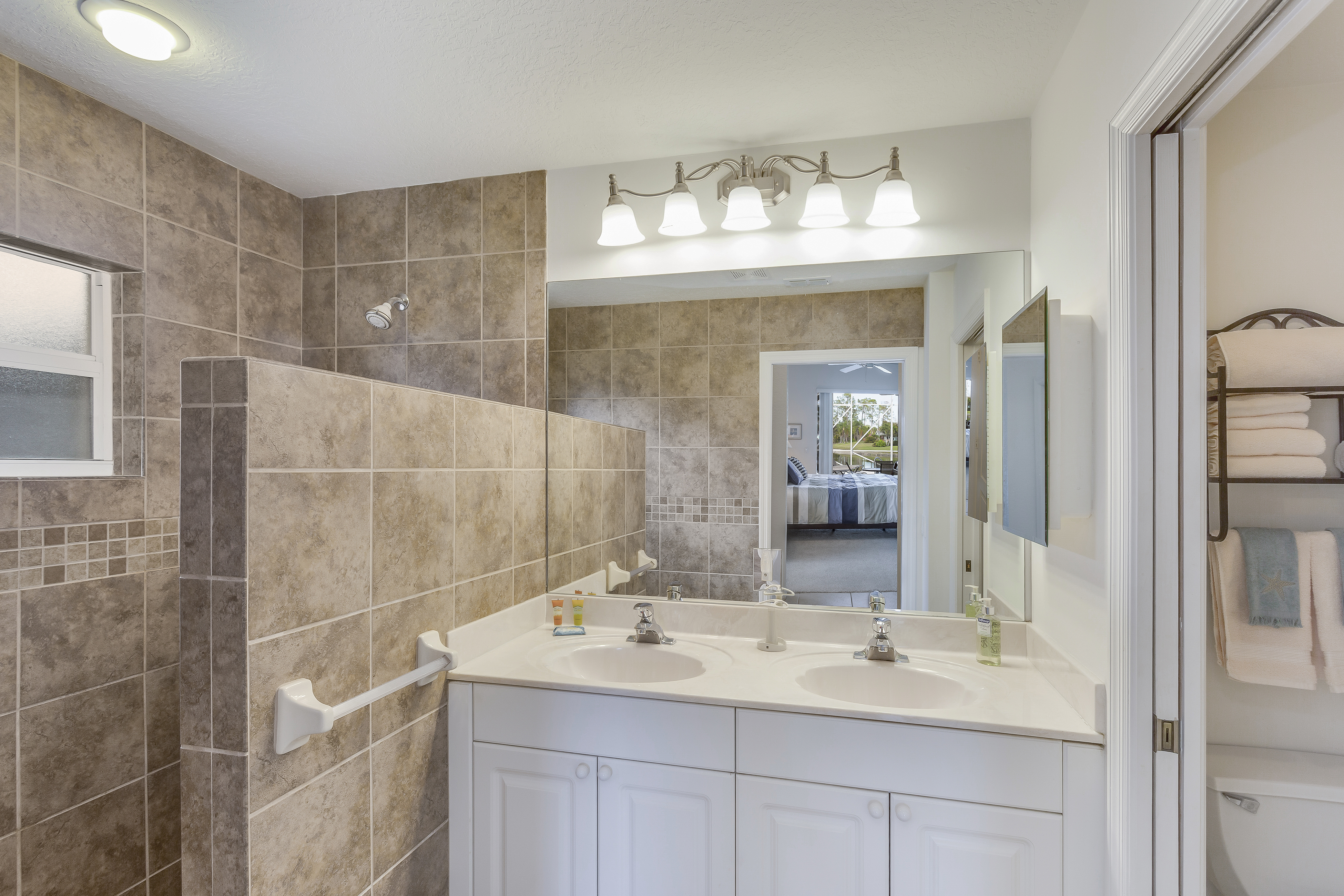 Naples Home 905087 Naples Home 905087