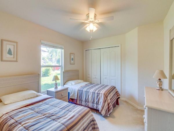 Great View Vacation Home Naples, Pool & Location