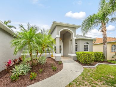 Fort Myers Home 905100 Fort Myers Home 905100