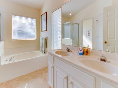 Fort Myers Home 905112 Fort Myers Home 905112