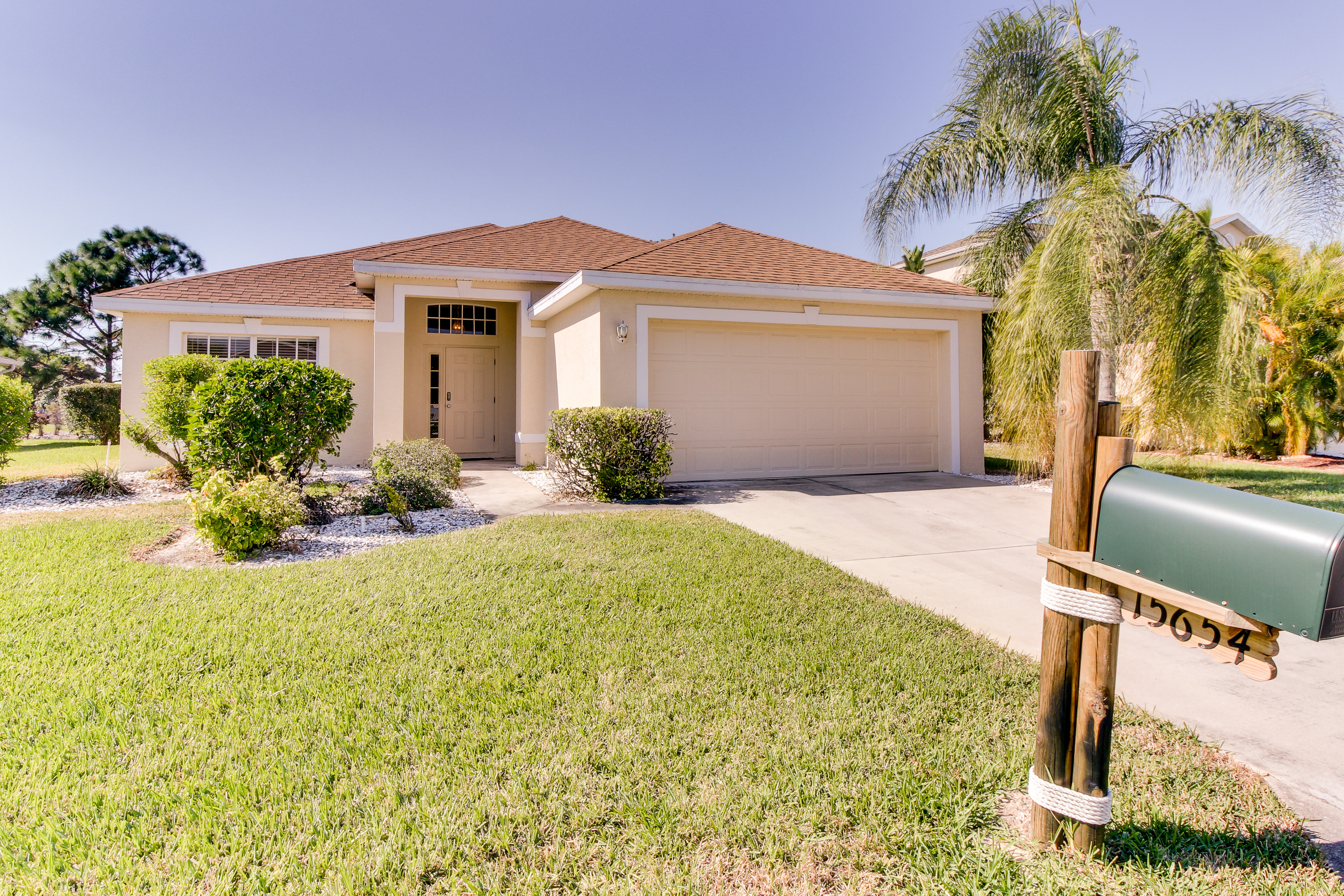 Fort Myers Home 905112 Fort Myers Home 905112