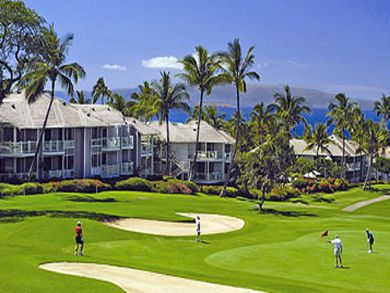 Wailea vacation condo on golf course