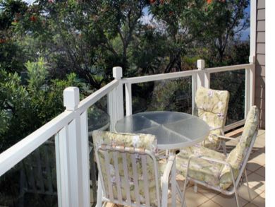Furnished balcony