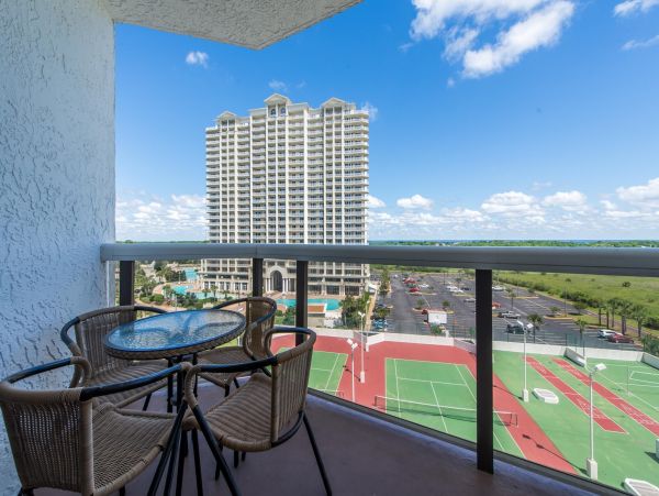 Gulf Views Miramar Vacation Condo Three Bedrooms Sleeps 8