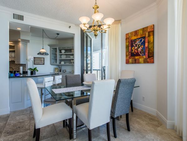 Gulf Views Miramar Vacation Condo Three Bedrooms Sleeps 8