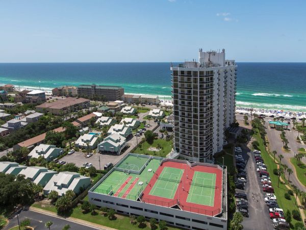 Gulf Views Miramar Vacation Condo Three Bedrooms Sleeps 8