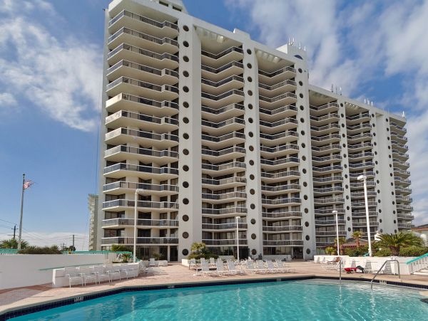 Gulf Views Miramar Vacation Condo Three Bedrooms Sleeps 8