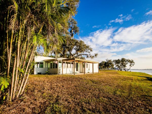 Sarasota Vacation Home Sleeps Six Guests With Bay Views