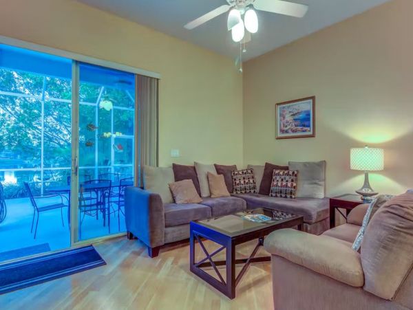 3 Bedroom Vacation Pool Home in Bradenton Sleeps 6