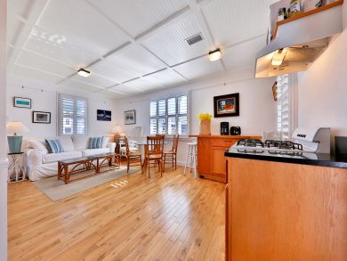 St. Augustine Home 905273