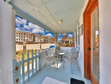 St. Augustine Home 905273
