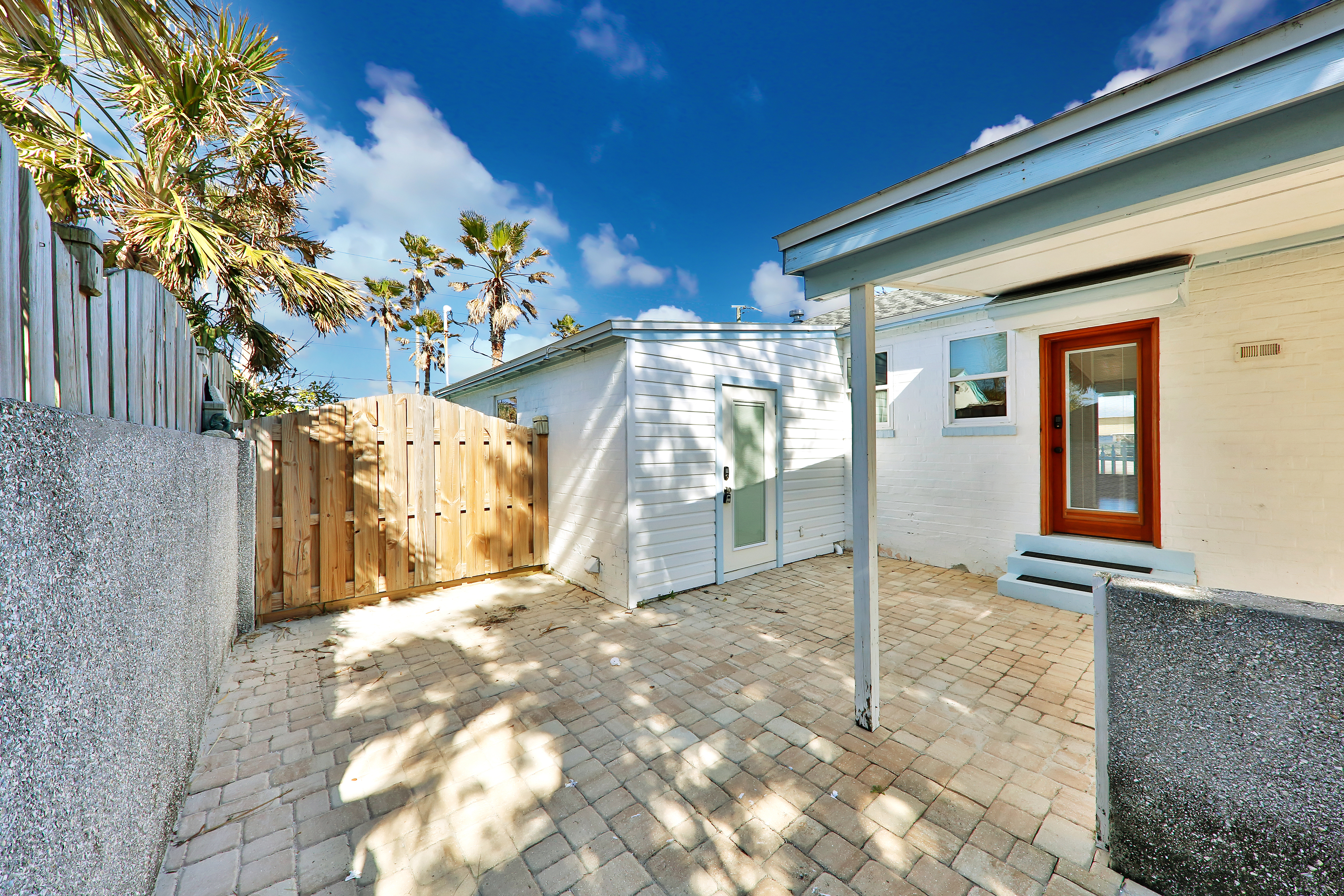 St. Augustine Home 905273