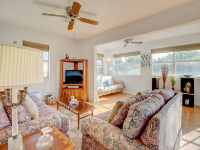 St. Augustine Home 905282
