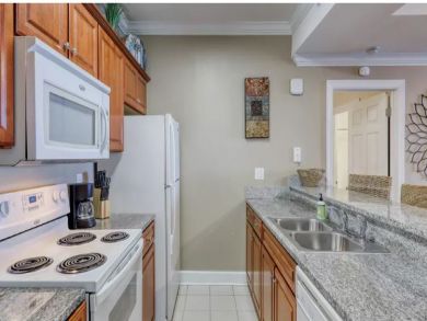 Panama City Vacation Condo Sleeps Ten Guests.