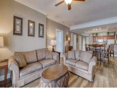 Panama City Vacation Condo Sleeps Ten Guests.