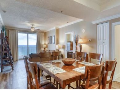 Panama City Vacation Condo Sleeps Ten Guests.