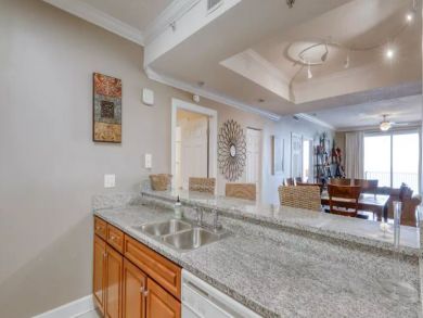 Panama City Vacation Condo Sleeps Ten Guests.