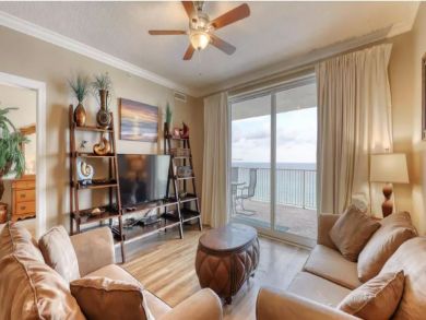 Panama City Vacation Condo Sleeps Ten Guests.