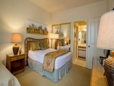 Queen Bedroom