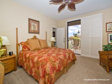 Charming Two Bedroom Vacation Condo on Maui. Call Today.