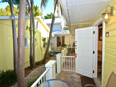 The Florida Keys Condo 905511