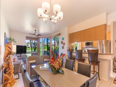 Luxury Dining room area with table
