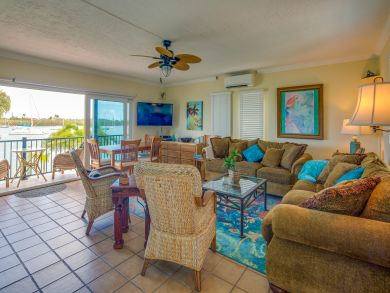 Three condo waterfront villa Three condo waterfront villa