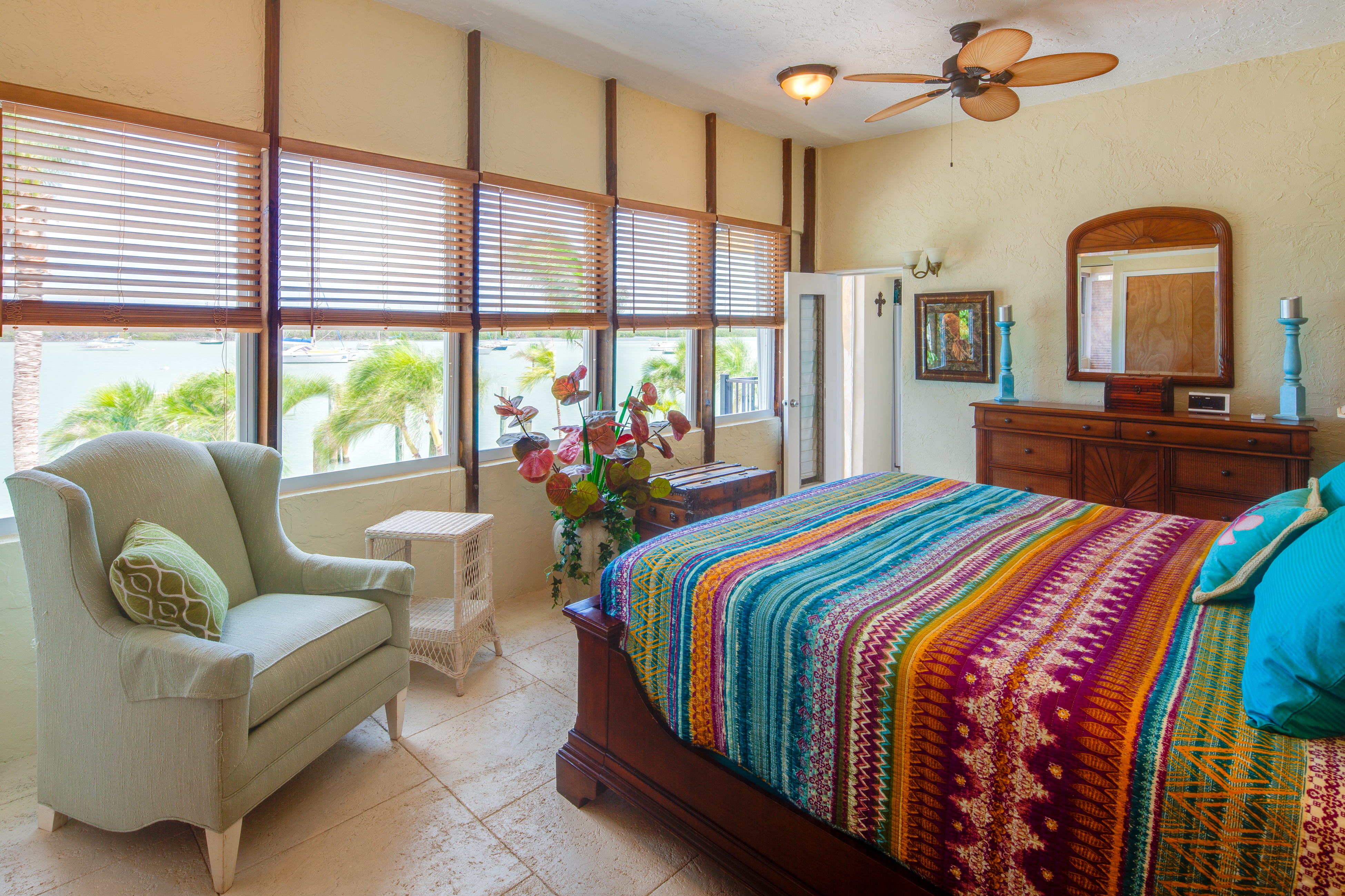 Three condo waterfront villa Three condo waterfront villa