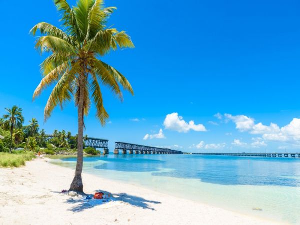 Marathon Vacation Home Private Pool & Bay Views Sleeps 8