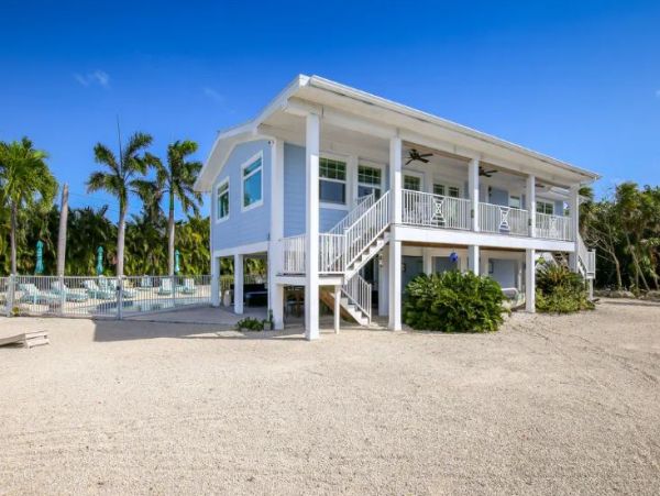 Marathon Vacation Home Private Pool & Bay Views Sleeps 8