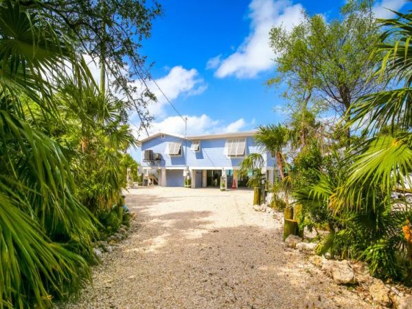 Marathon Vacation Home Private Pool & Bay Views Sleeps 8