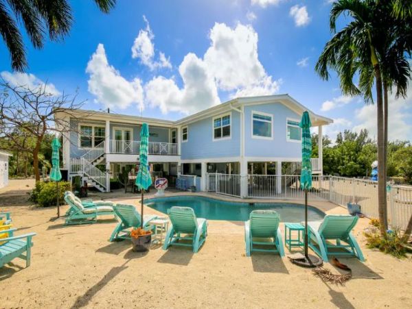 Marathon Vacation Home Private Pool & Bay Views Sleeps 8