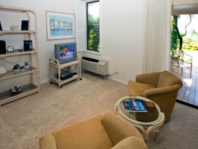Living area with TV, DVD & CD player