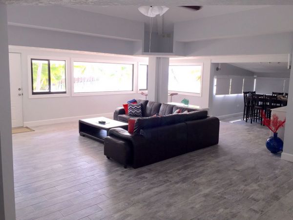 Keys Vacation Home Sleeps 14 Private Beach