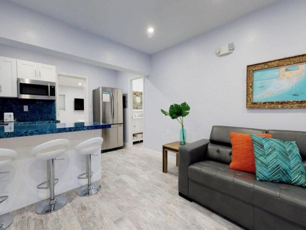 Keys Vacation Home Sleeps 14 Private Beach