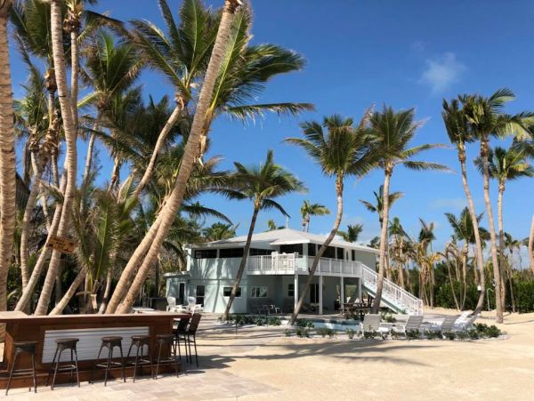 Keys Vacation Home Sleeps 14 Private Beach