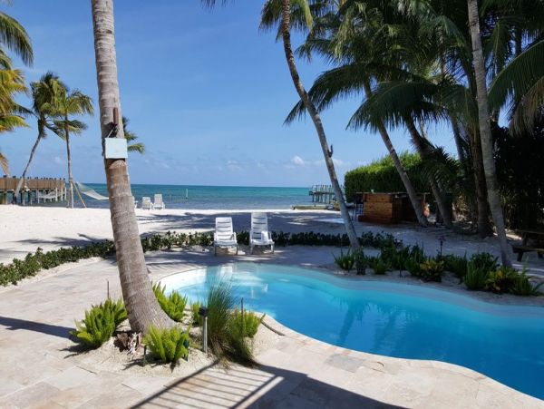 Keys Vacation Home Sleeps 14 Private Beach
