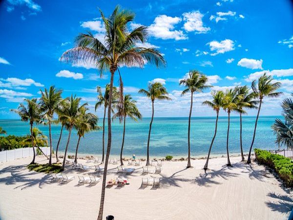 Keys Vacation Home Sleeps 14 Private Beach