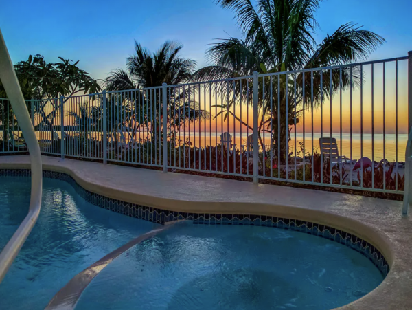 BeachFront Keys Villa Luxury With Pool
